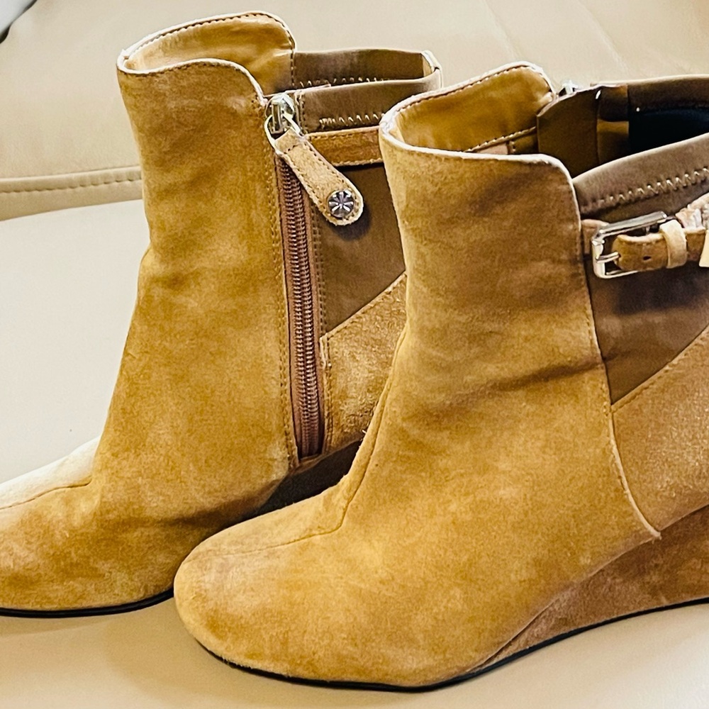 Tan suede wedge boots